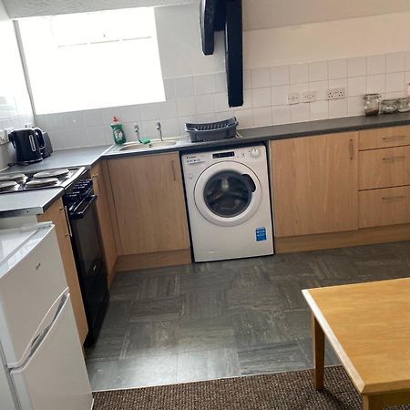 Spacious One Bedroom Flat With River View, 1E Great Yarmouth Exterior photo